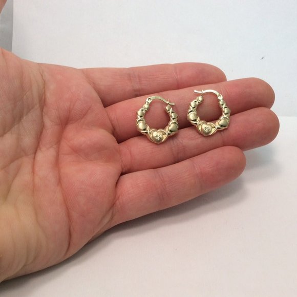 10k Real GOLD Hugs Kisses Huggie OX XO Heart Hoop 1.7gr - Picture 5 of 7